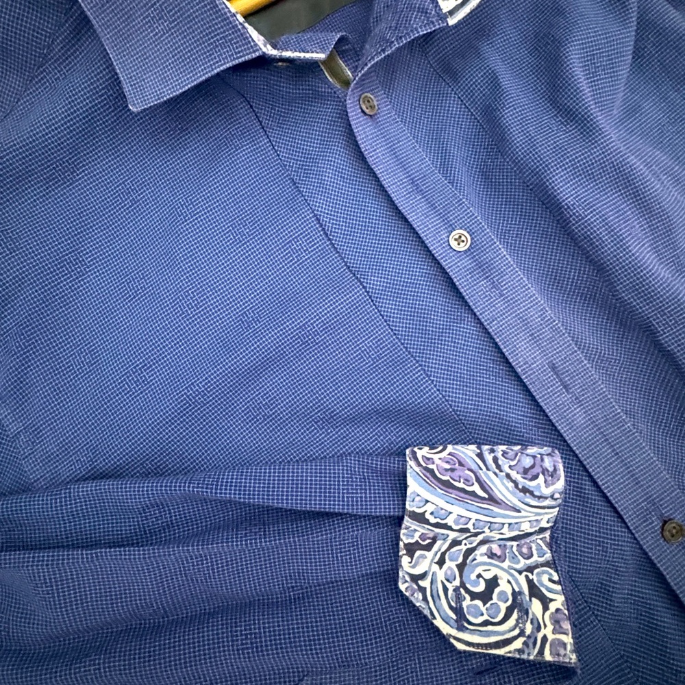 ROBERT GRAHAM long sleeve, classic men’s shirt